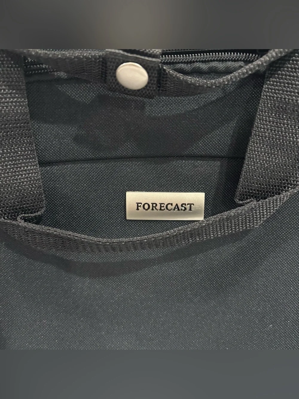 Forecast‎ Men’s Travel Bag Carry On Black 11x15 Zipper Crossbody Strap
